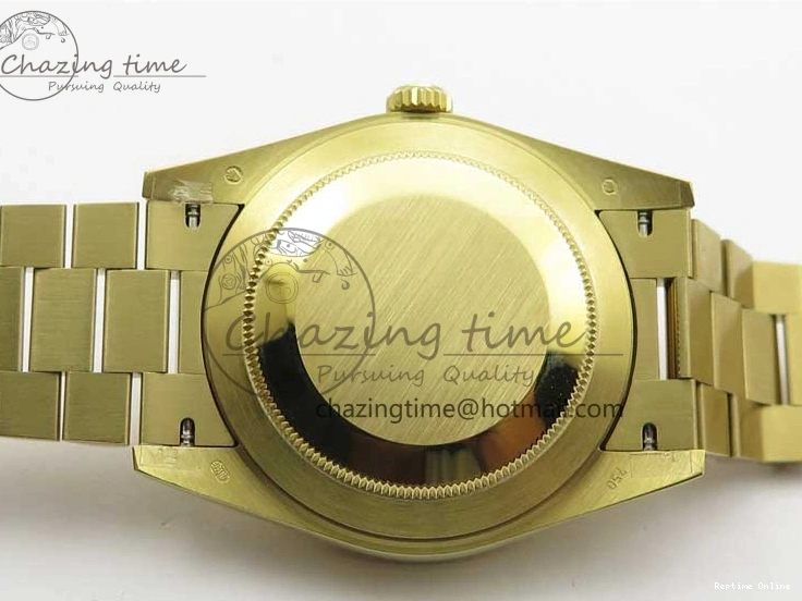 0116 Day-Date 40mm 228239 BP New Dial Version 904 YG Silver Roman Markers Dial on SS President Bracelet A Popular 2806